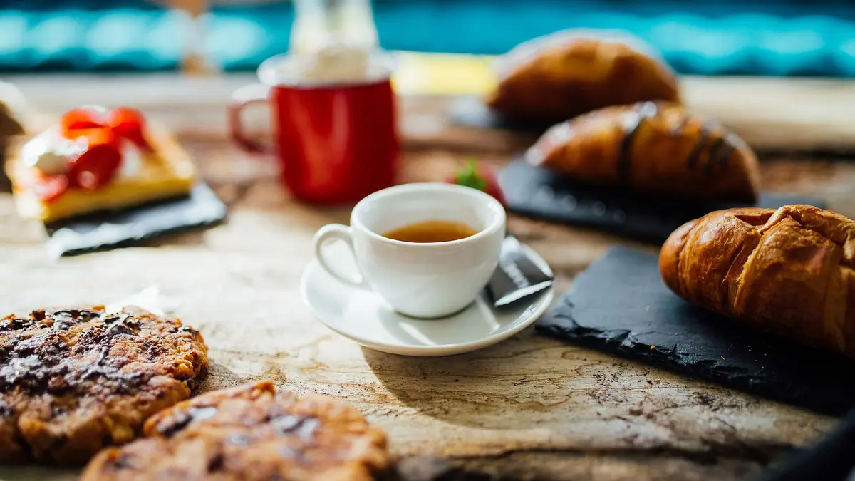 BRÜNCH Café & Bakery – bakery & café in Bramley, Godalming